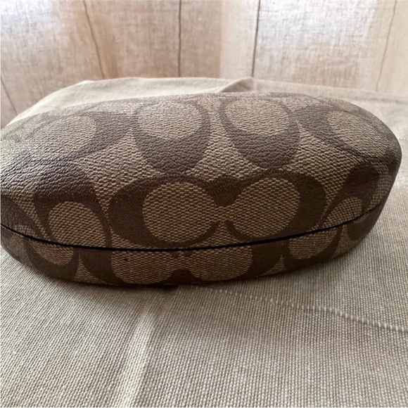 Coach sunglasses - Picture 2 of 5